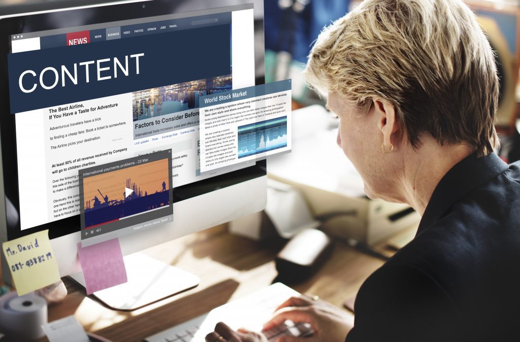 woman-generating-content woman generating content